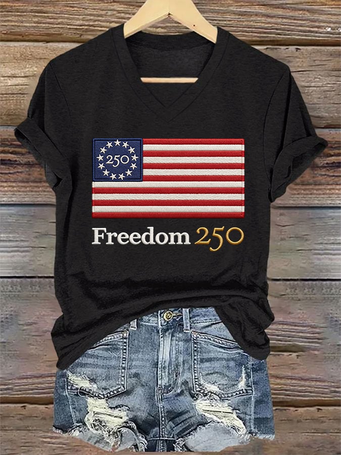 V-Neck Retro 250th Anniversary 250 Freedom Print T-Shirt