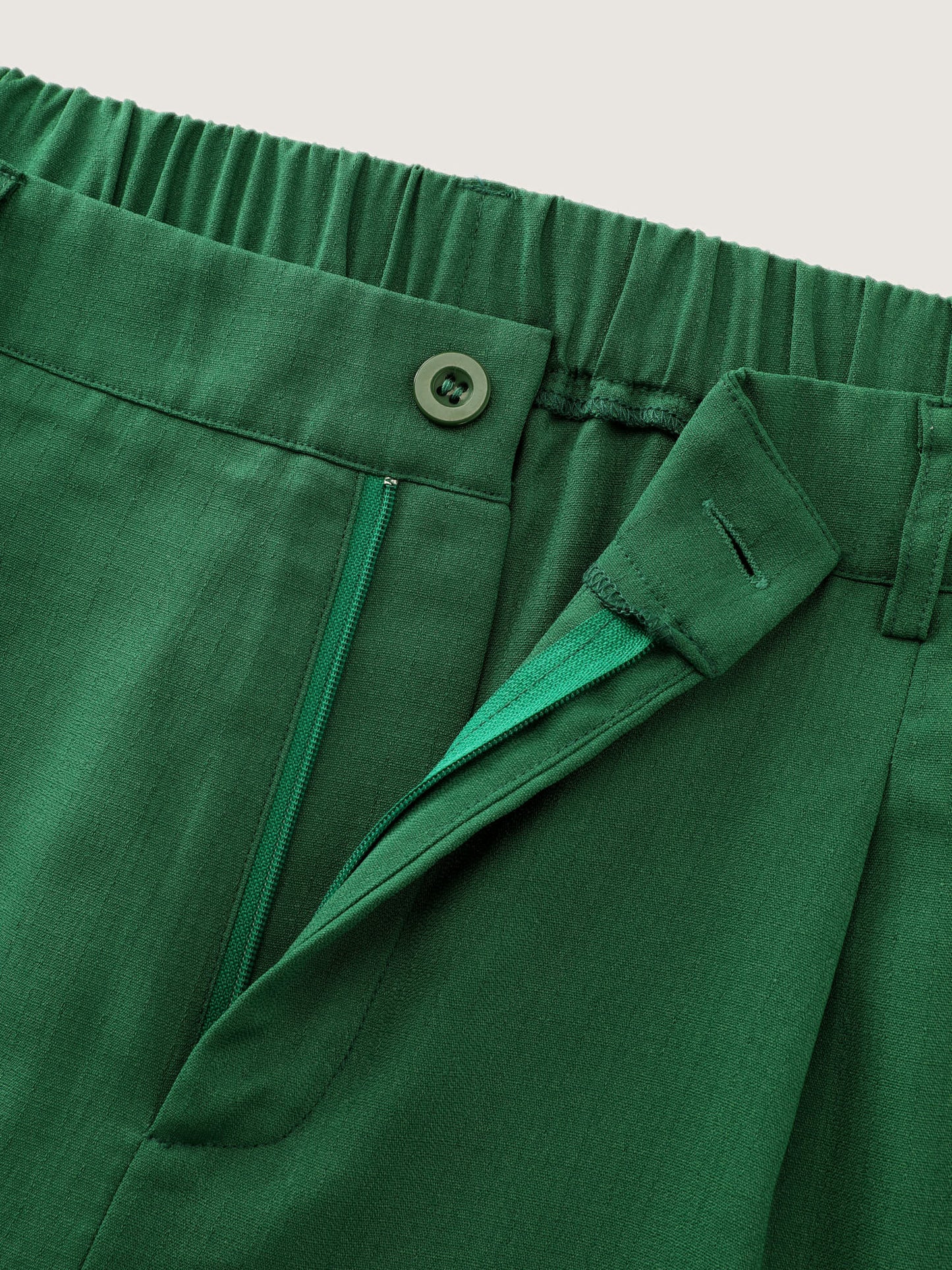 Stretchy Waist Pleated Straight-Leg Pants