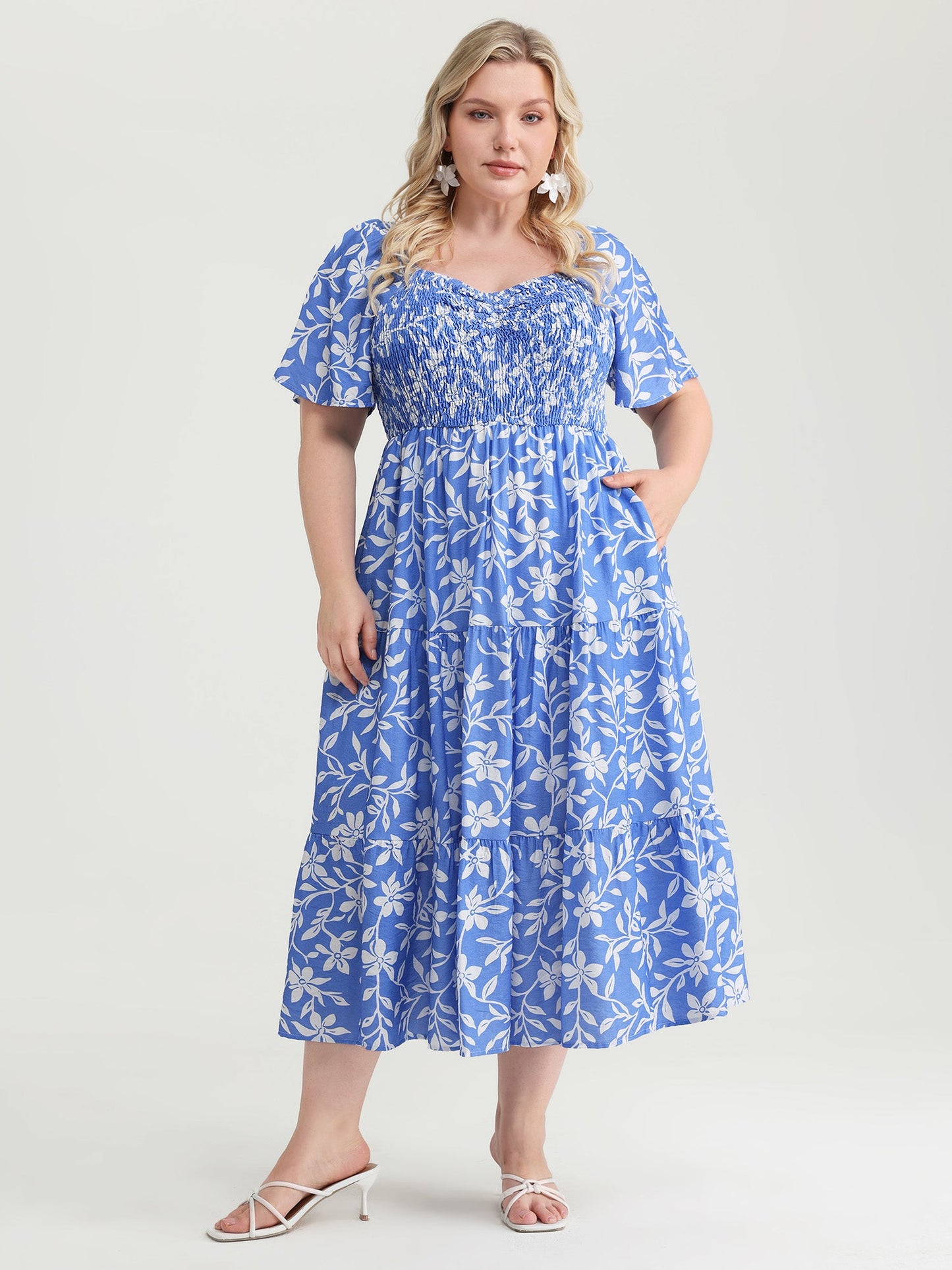 Silhouette Flower Print Shirred Pockets Midi Dress