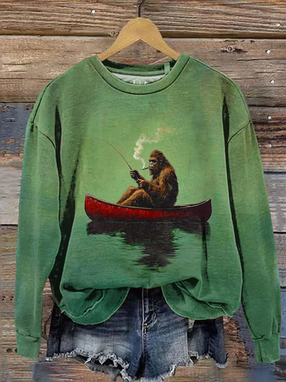 Bigfoot on a Red Canoe Fishing Retro Art Print Casual Short Sleeve T-shirt