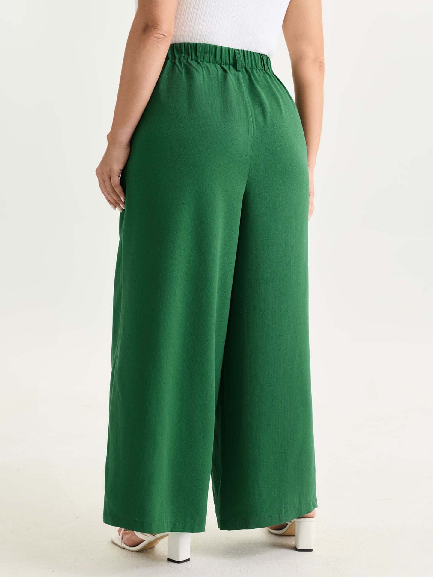 Stretchy Waist Pleated Straight-Leg Pants
