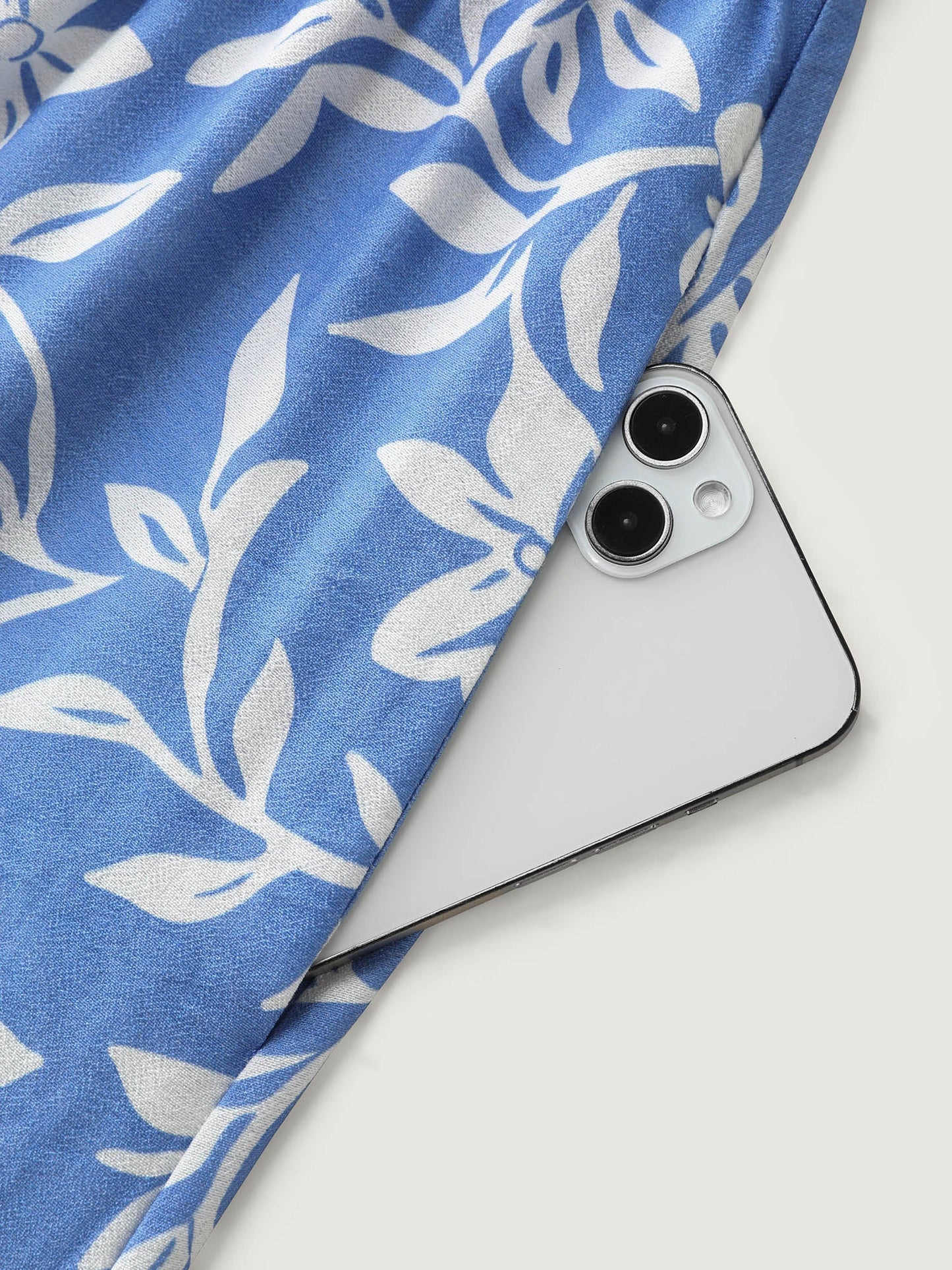 Silhouette Flower Print Shirred Pockets Midi Dress