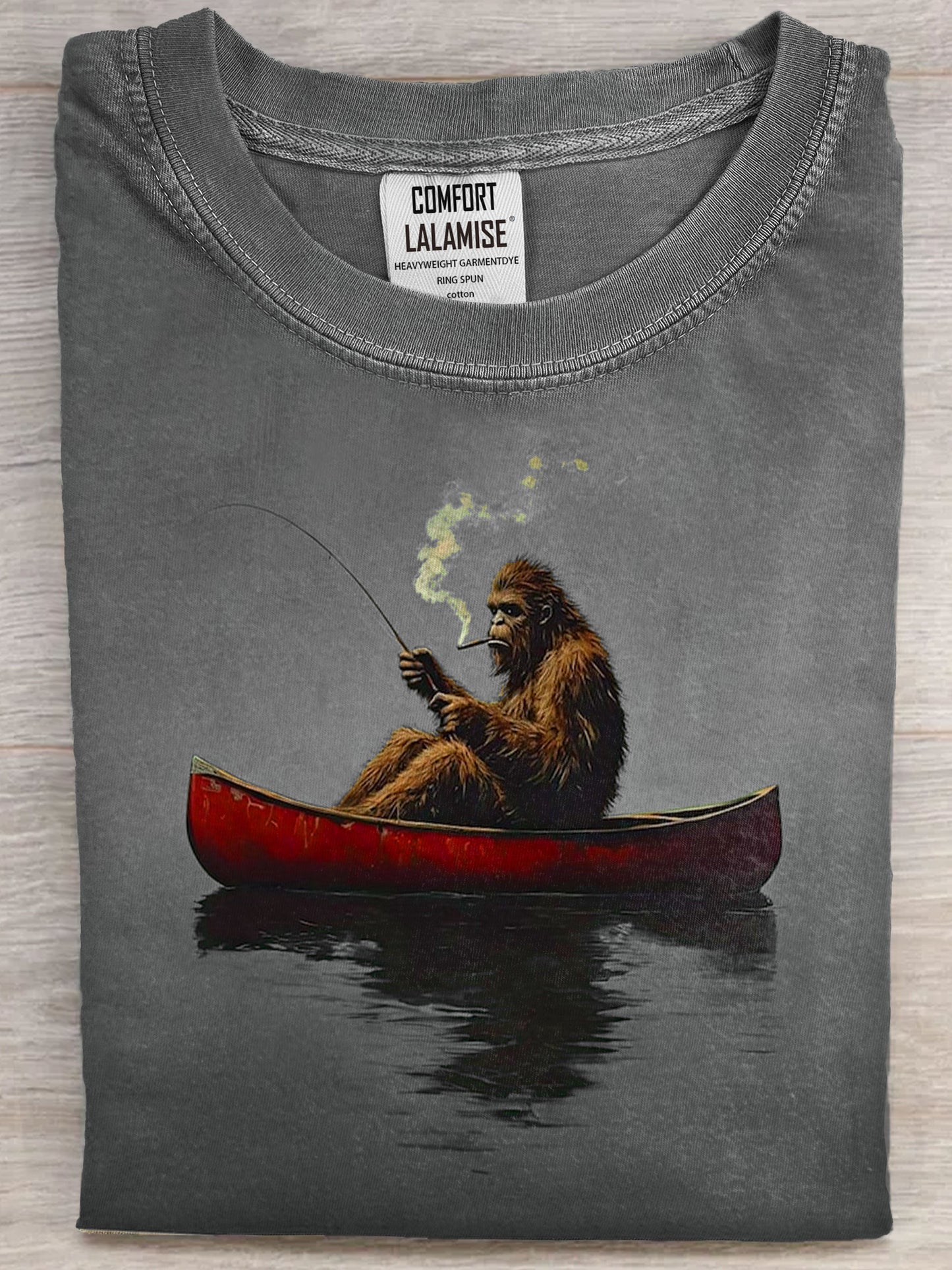 Bigfoot on a Red Canoe Fishing Retro Art Print Casual Short Sleeve T-shirt