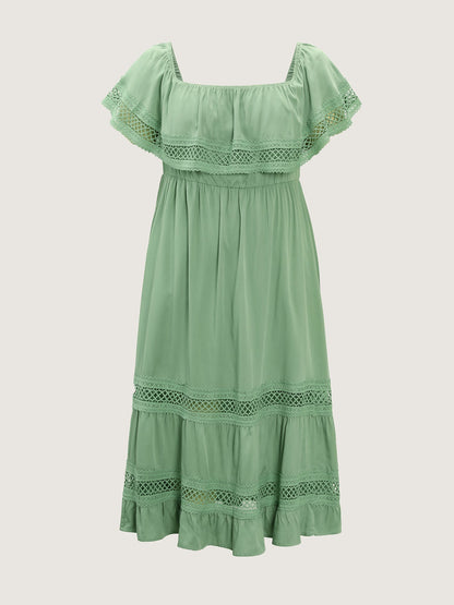 Off-Shoulder Stretchy Waist Lace Trim Maxi Dress