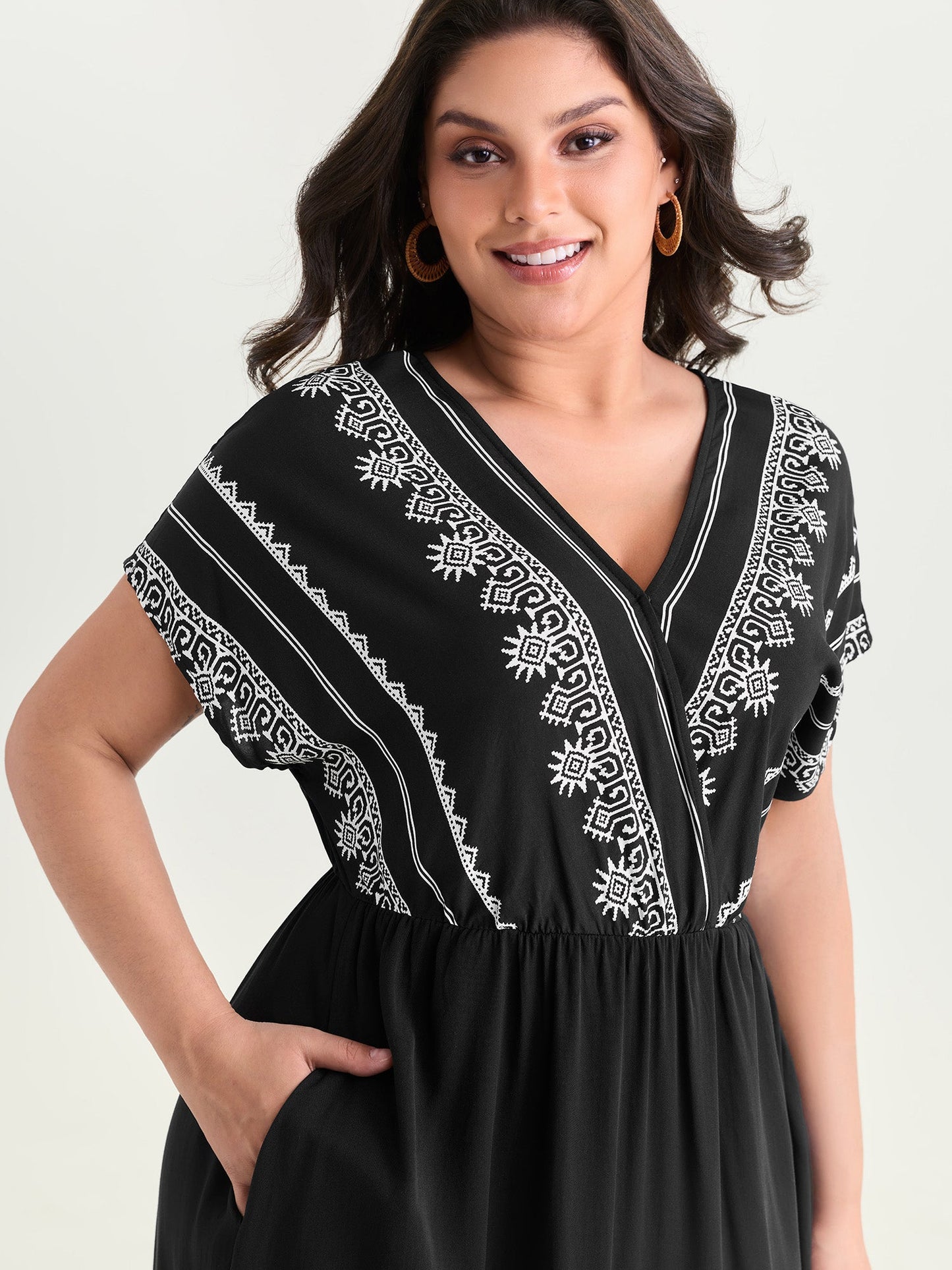 Boho Geometric Print V-Neck Maxi Dress