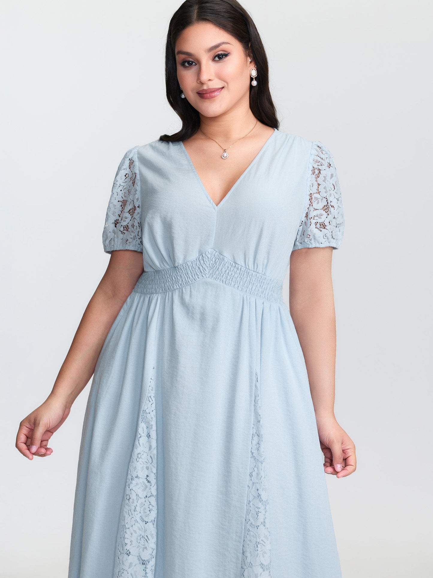 Lace Panels Shirred Waist Midi Dress