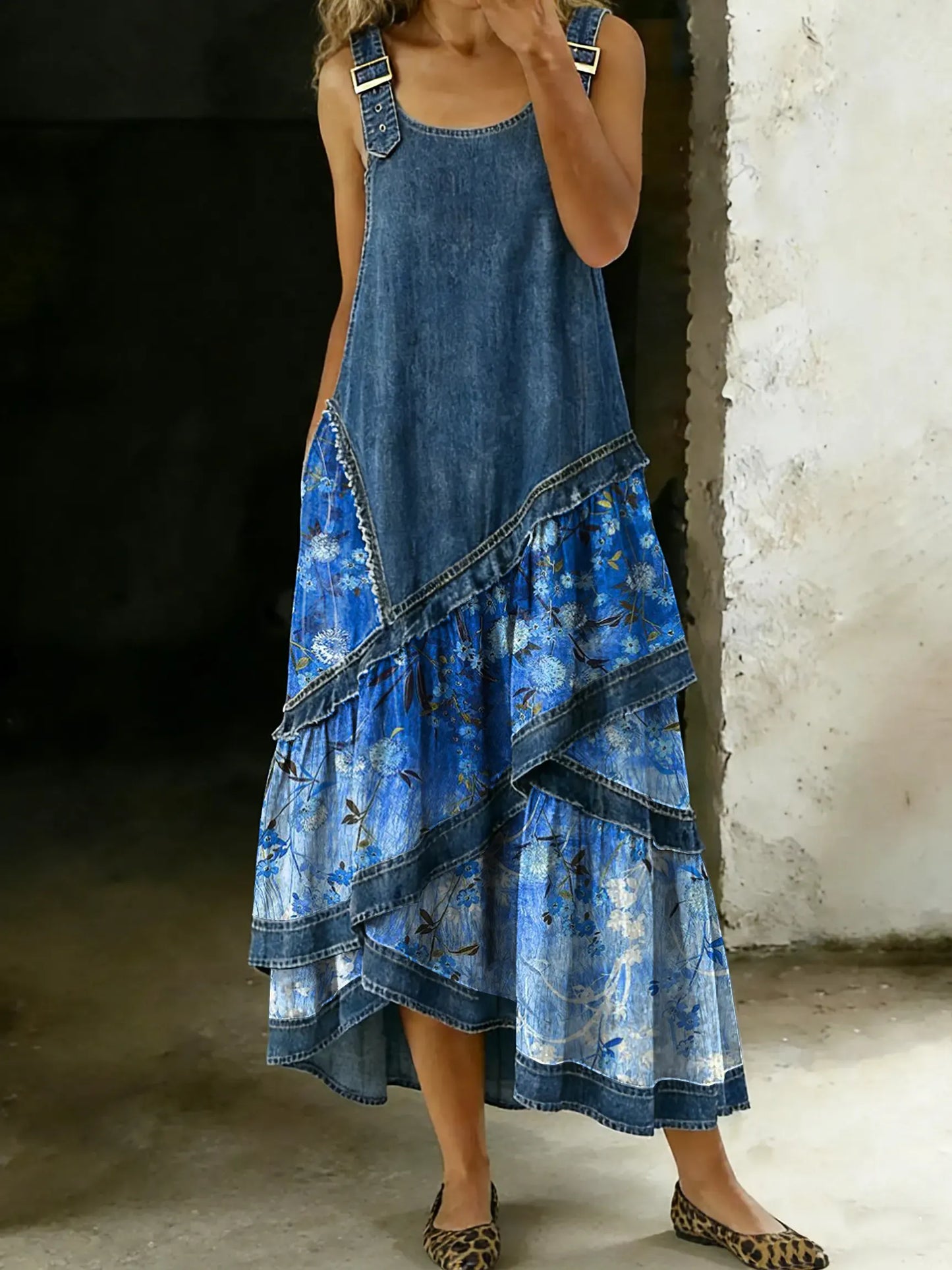 Women's Vintage Gradient Floral Sleeveless Multi-layered Ruffled Strap Dress