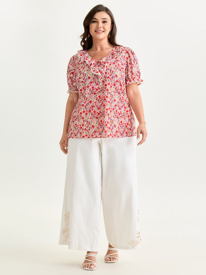 Sweet Floral Print Lettuce Leaf Detail Blouse