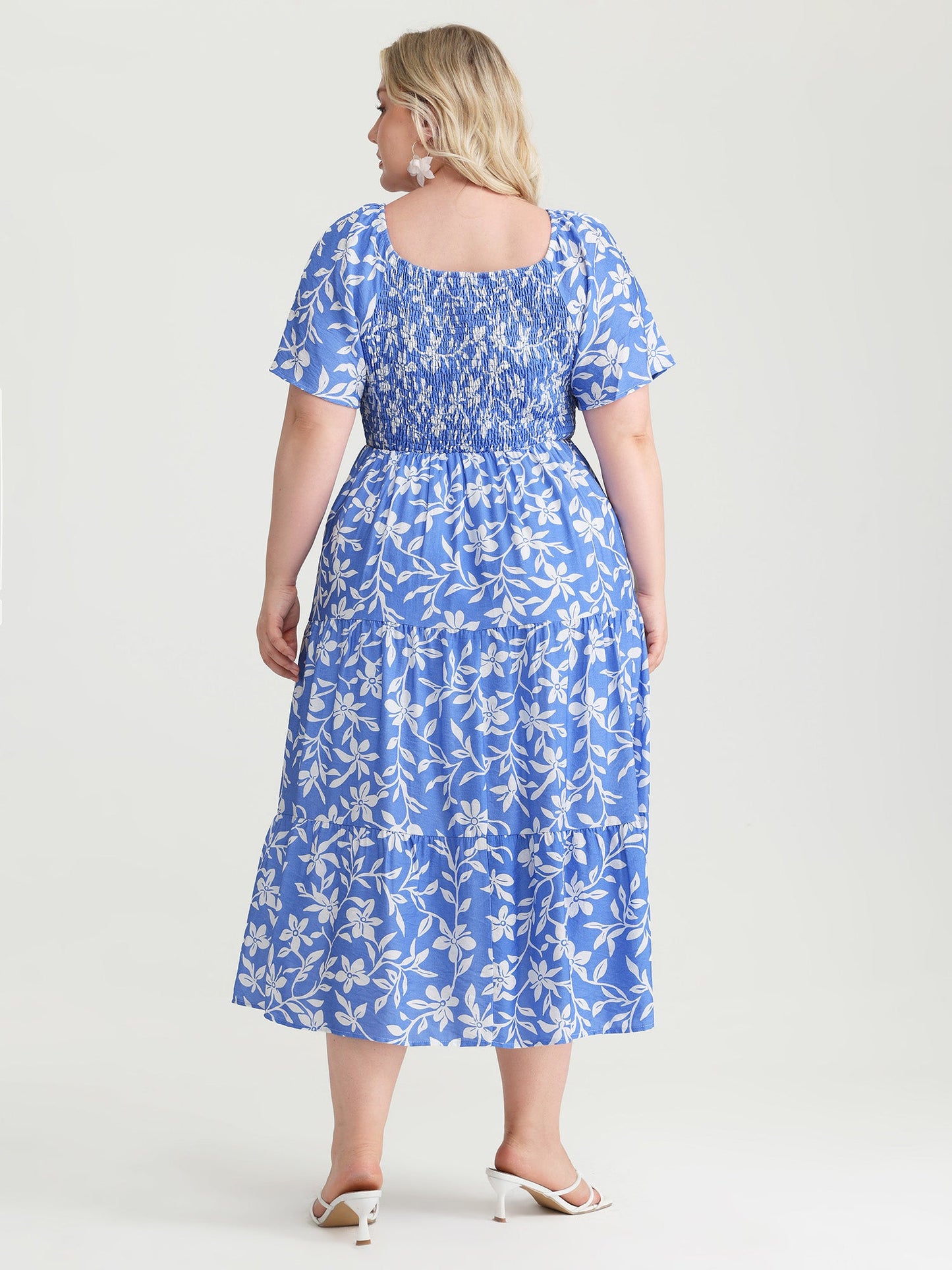 Silhouette Flower Print Shirred Pockets Midi Dress