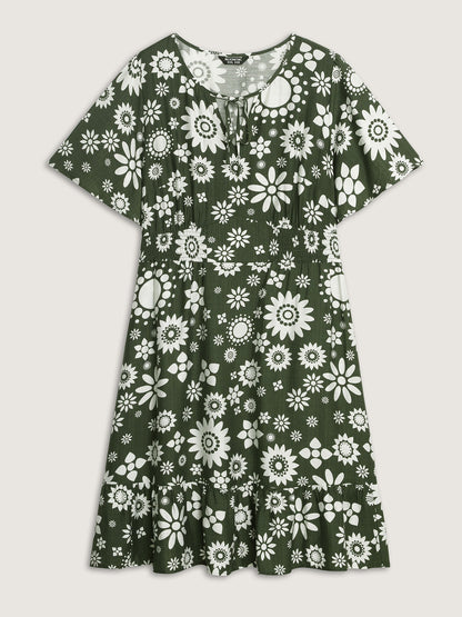 Monochrome Floral Print Shirred Midi Dress