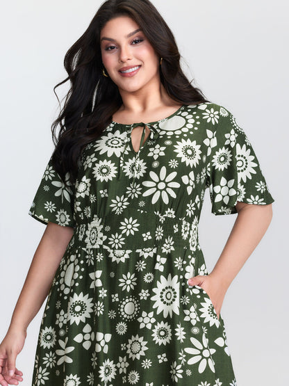 Monochrome Floral Print Shirred Midi Dress