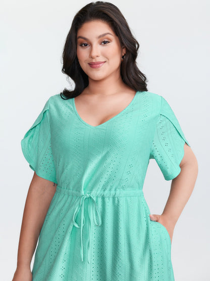 Stretchy Eyelet Textured Petal Sleeve Midi Dress