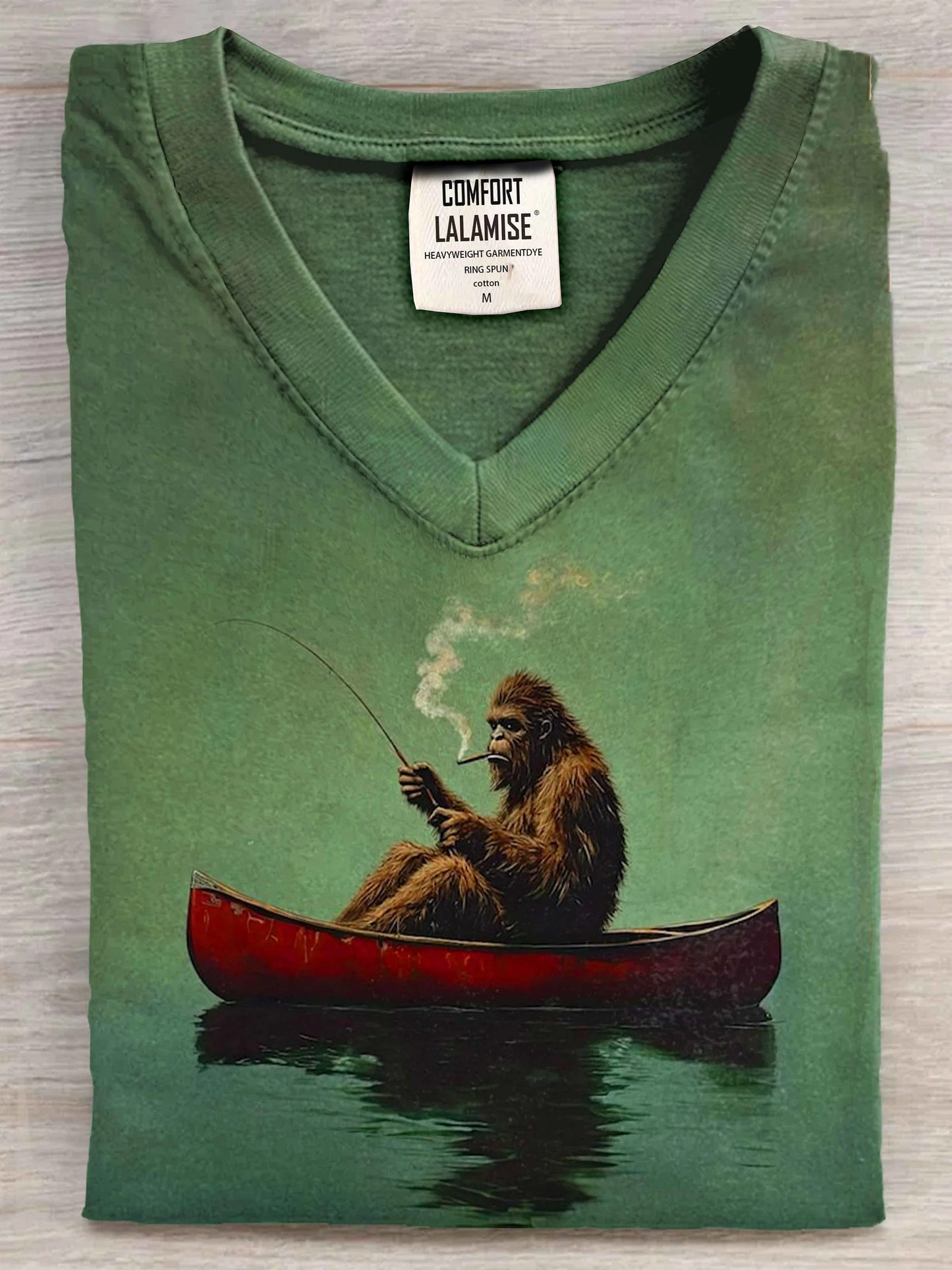 Bigfoot on a Red Canoe Fishing Retro Art Print Casual Short Sleeve T-shirt