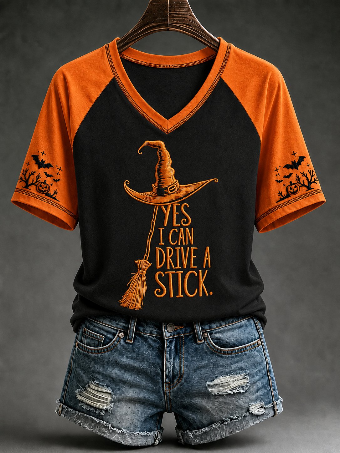 Women's Halloween Witch Printed V-neck T-shirt