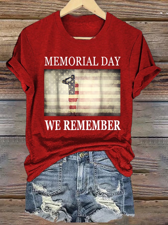 Women's "We Remember Memorial Day" Printed Short Sleeve T-Shirt