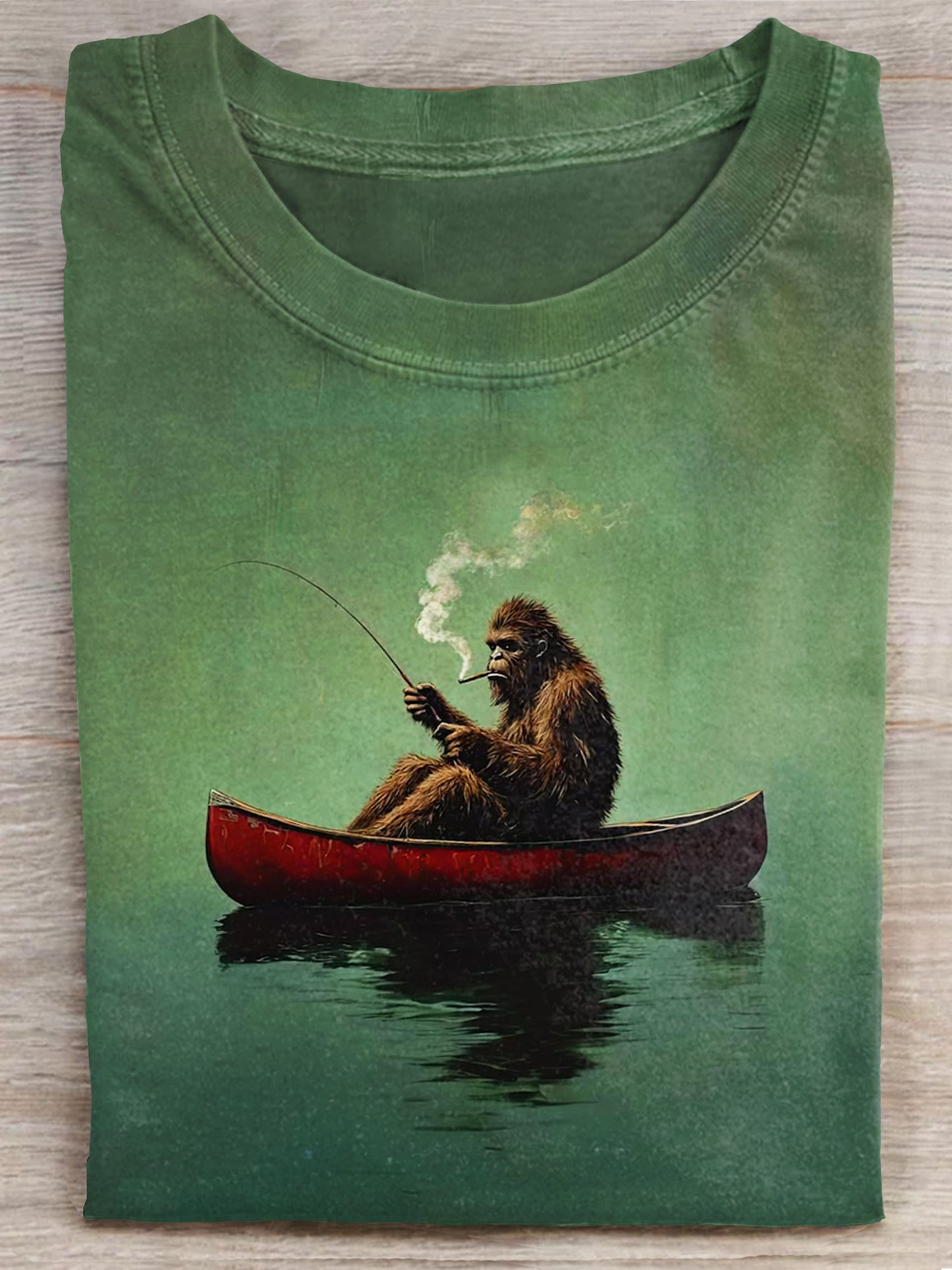 Bigfoot on a Red Canoe Fishing Retro Art Print Casual Short Sleeve T-shirt